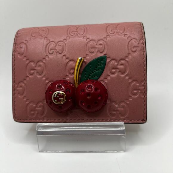 GUC Gucci Cherry Pink GG Bifold Wallet - Picture 1 of 9